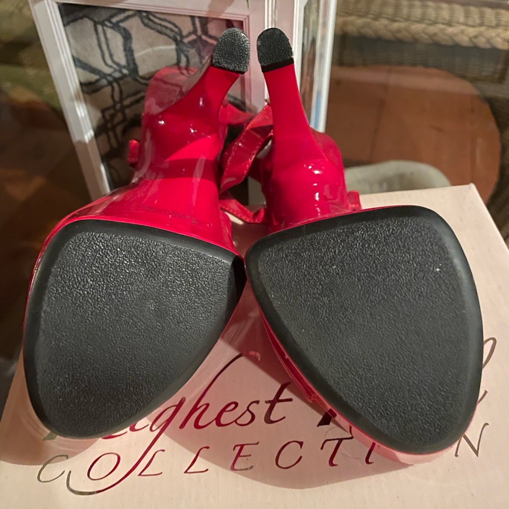 FIRE ENGINE RED Sabrina Platform Stilettos BY Highest Heel Collection SIZE: 5 M - Picture 2 of 5
